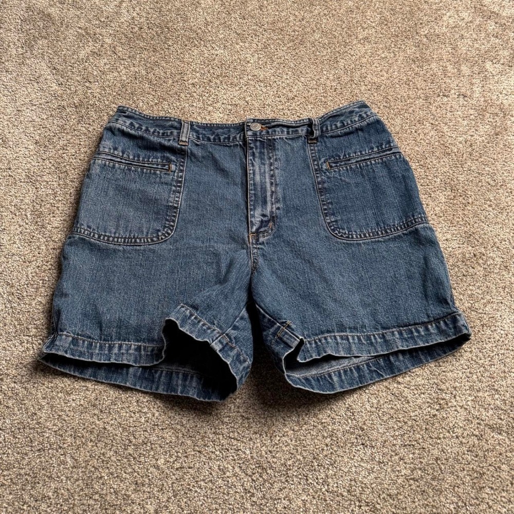 SONOMA LIFESTYLE WELT POCKET DENIM SHORTS